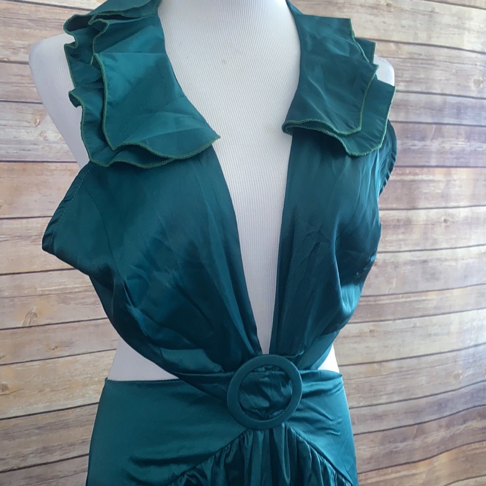 🎈Salle🎈Shein Plunge Neckline With Open Back & Tie Detail Dress - Picture 4 of 9